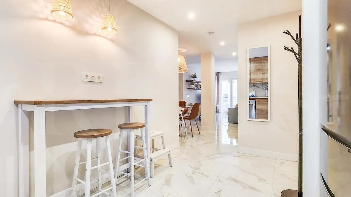 Central Retreat With Balcony, Steps To Beach Rems Fuengirola Apartment